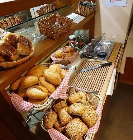 Heidehotel Anna 호텔 2*